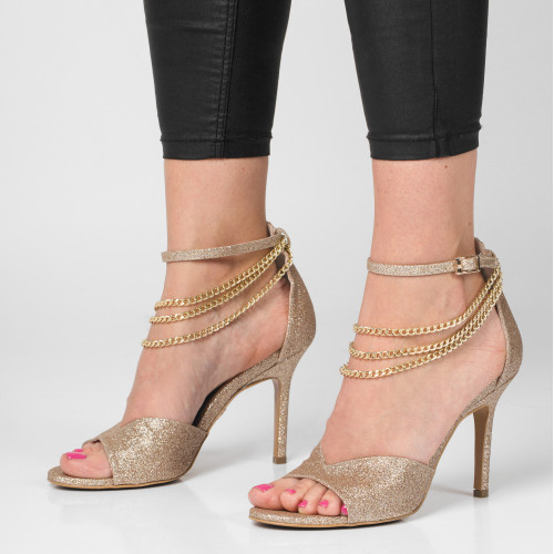 Gold coloured sandals with chain