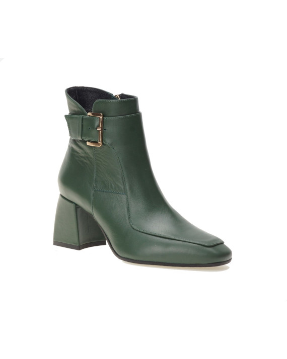 Ankle boots green colour