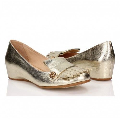Gold colored flat shoes