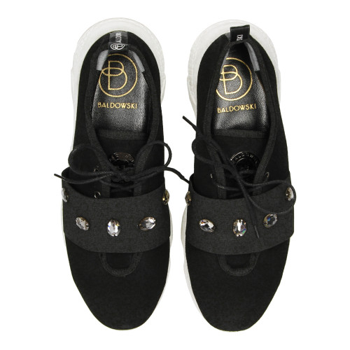 Black flat shoes